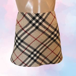 Burberry Nova Check Wool mini skirt